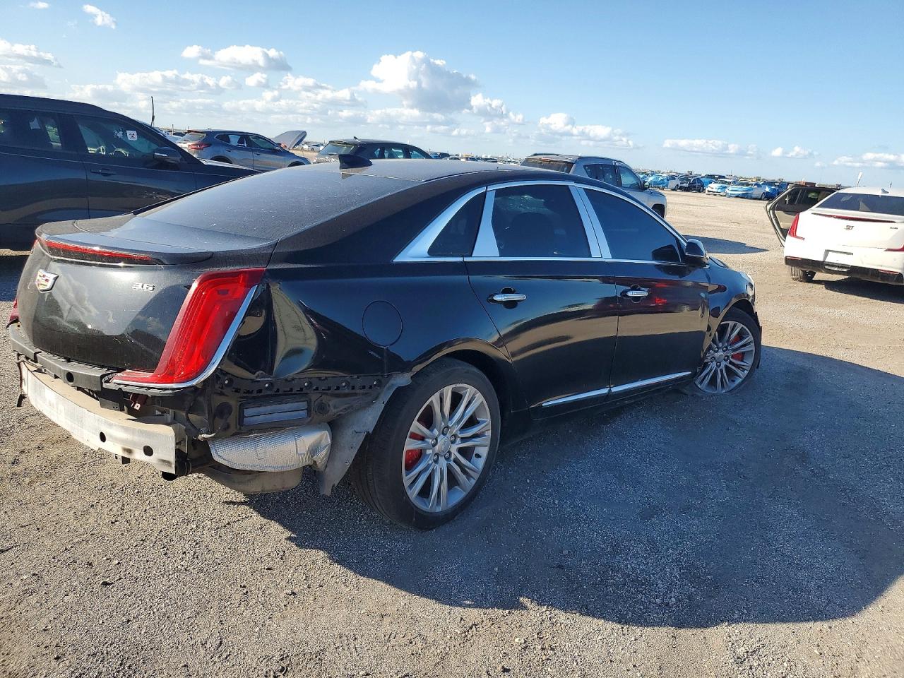 Cadillac Xts 2018 — 4