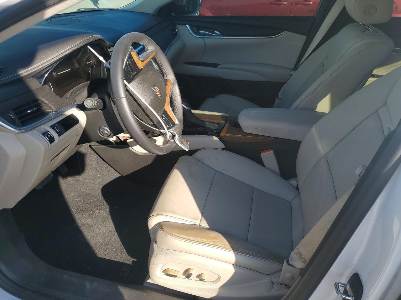 Cadillac Xts 2018 — 8