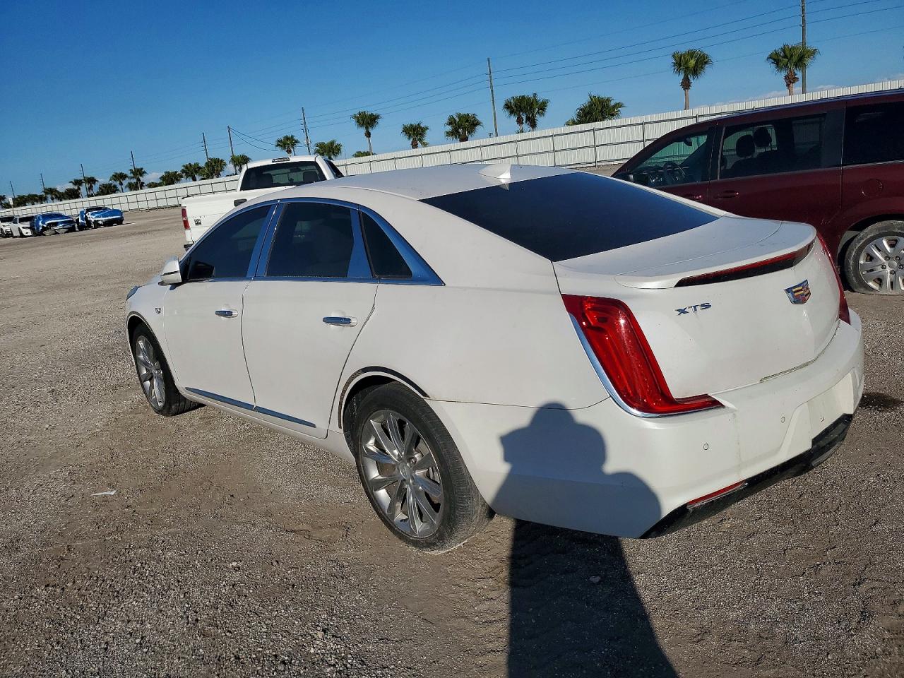 Cadillac Xts 2018 — 3