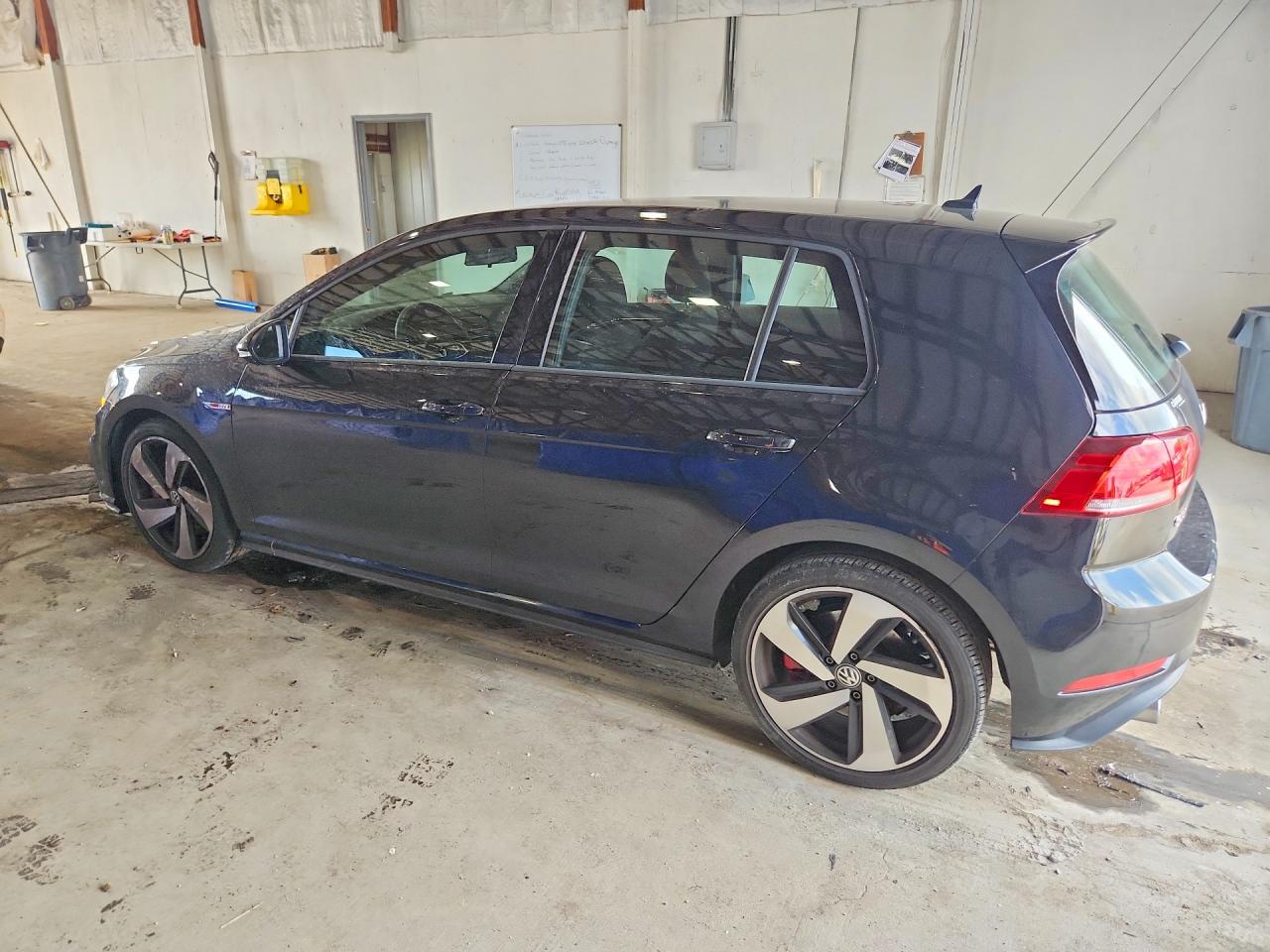 Volkswagen Gti 2021 — 3