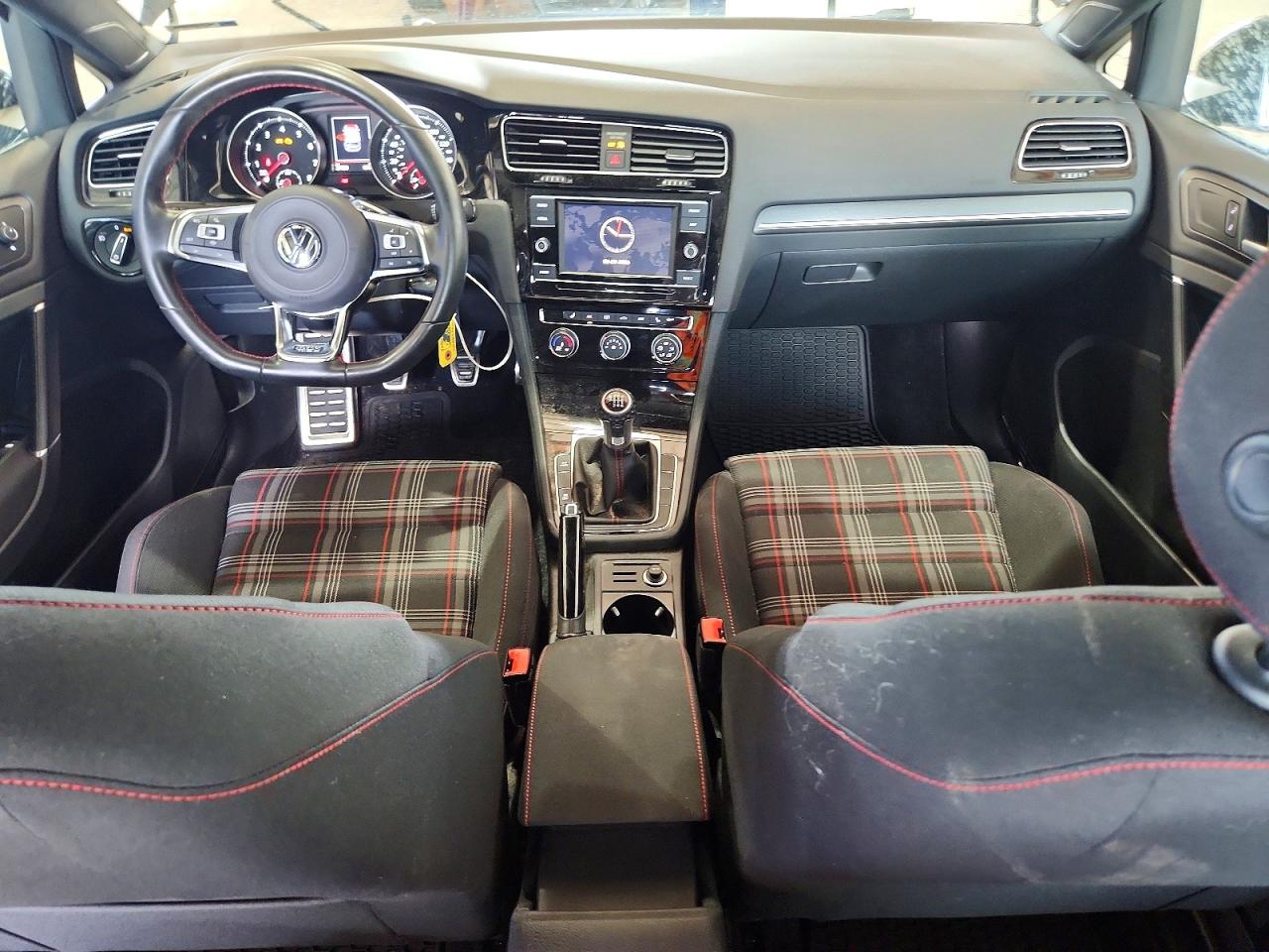 Volkswagen Gti 2021 — 9