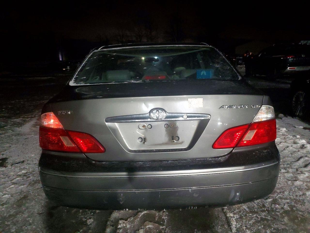 Toyota Avalon 2004 — 7