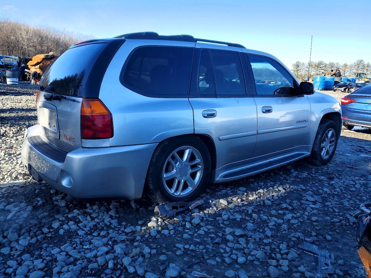 GMC Envoy 2006 — 4