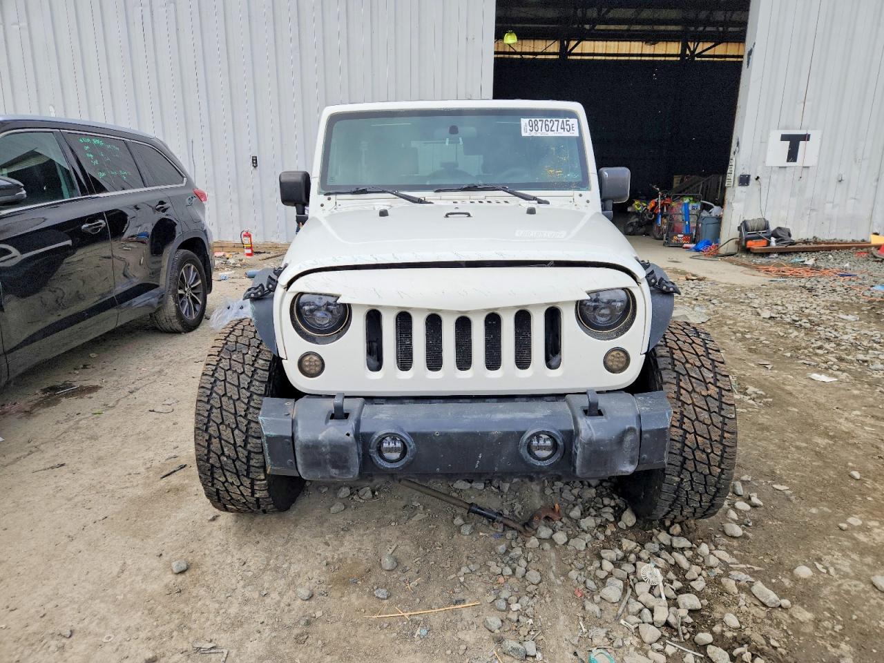 Jeep Wrangler Unlimited 2010 — 6