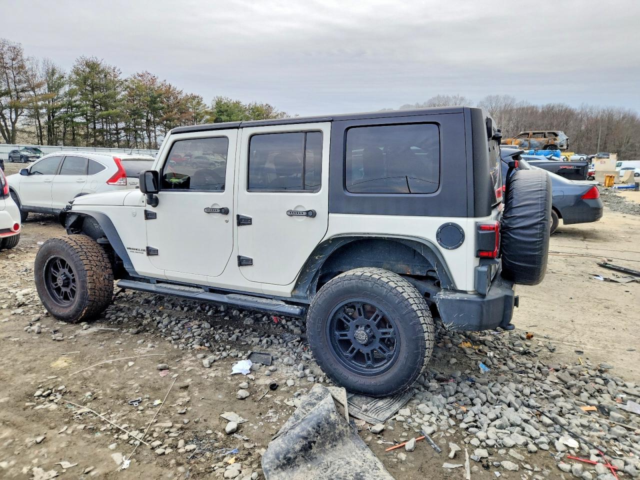 Jeep Wrangler Unlimited 2010 — 3