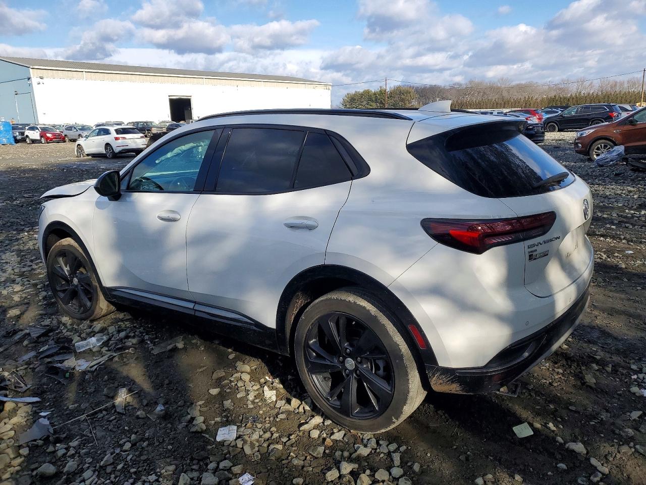Buick Envision 2021 — 3