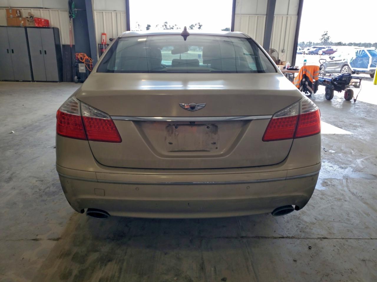 Hyundai Genesis 2009 — 7