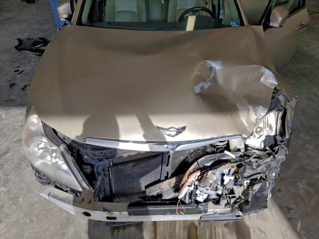 Hyundai Genesis 2009 — 12