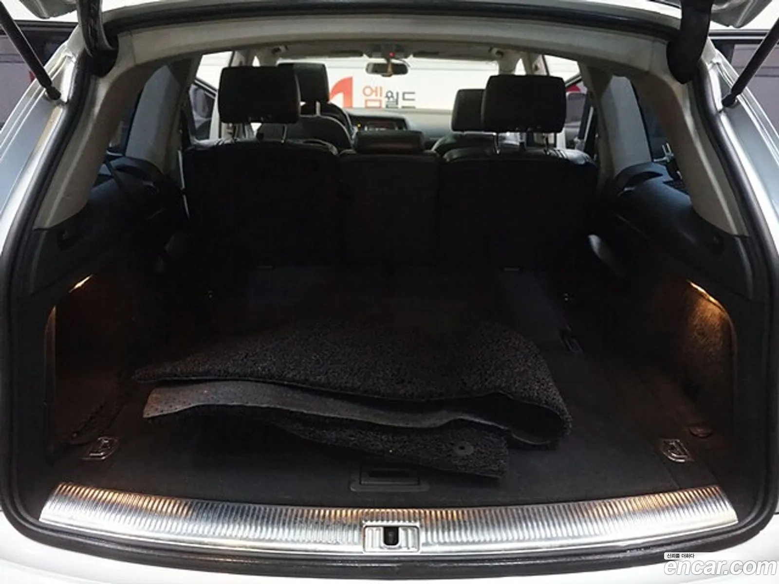 Audi Q7 2009 — 5