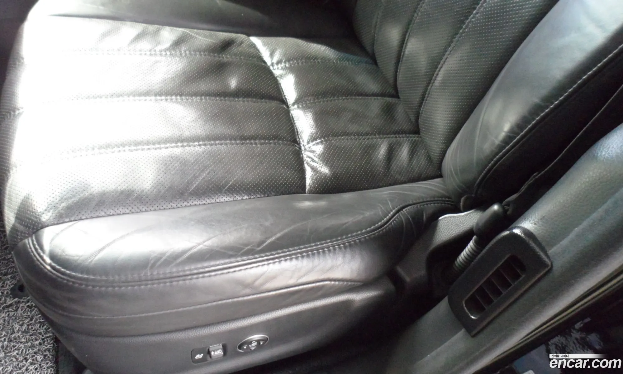 Hyundai Equus 2011 — 14