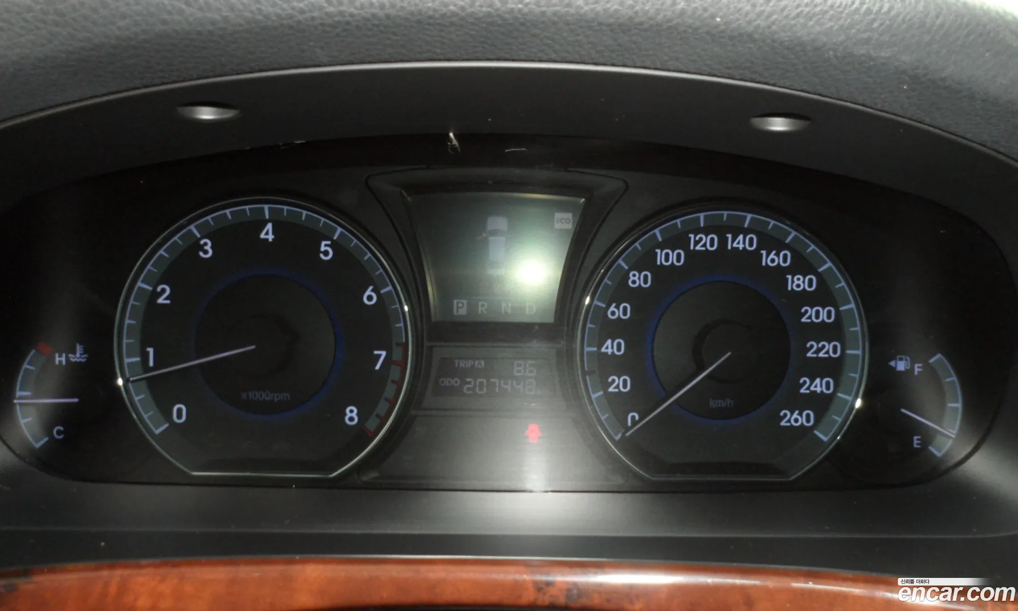 Hyundai Equus 2011 — 19