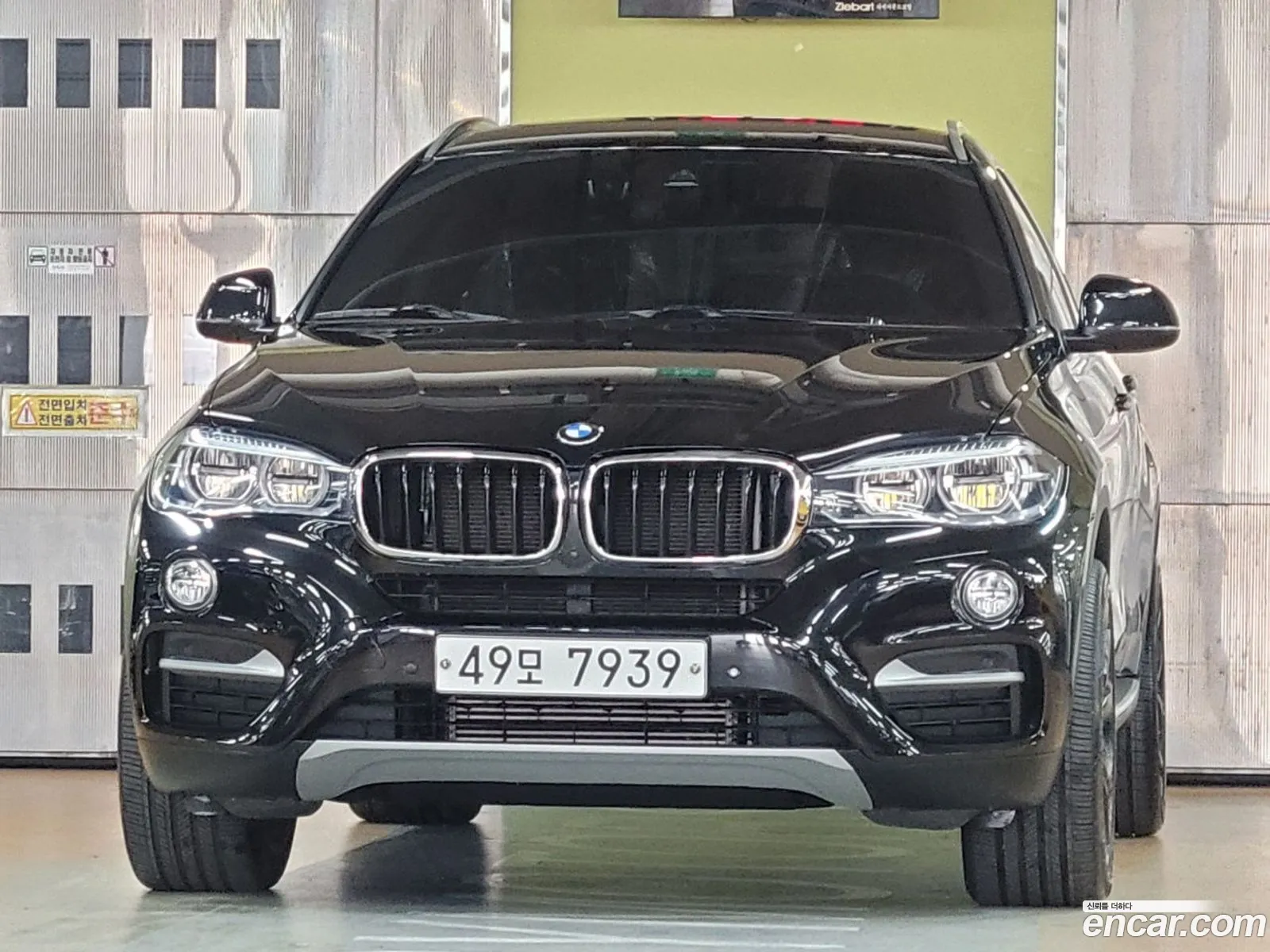 BMW X6 2018 — 19
