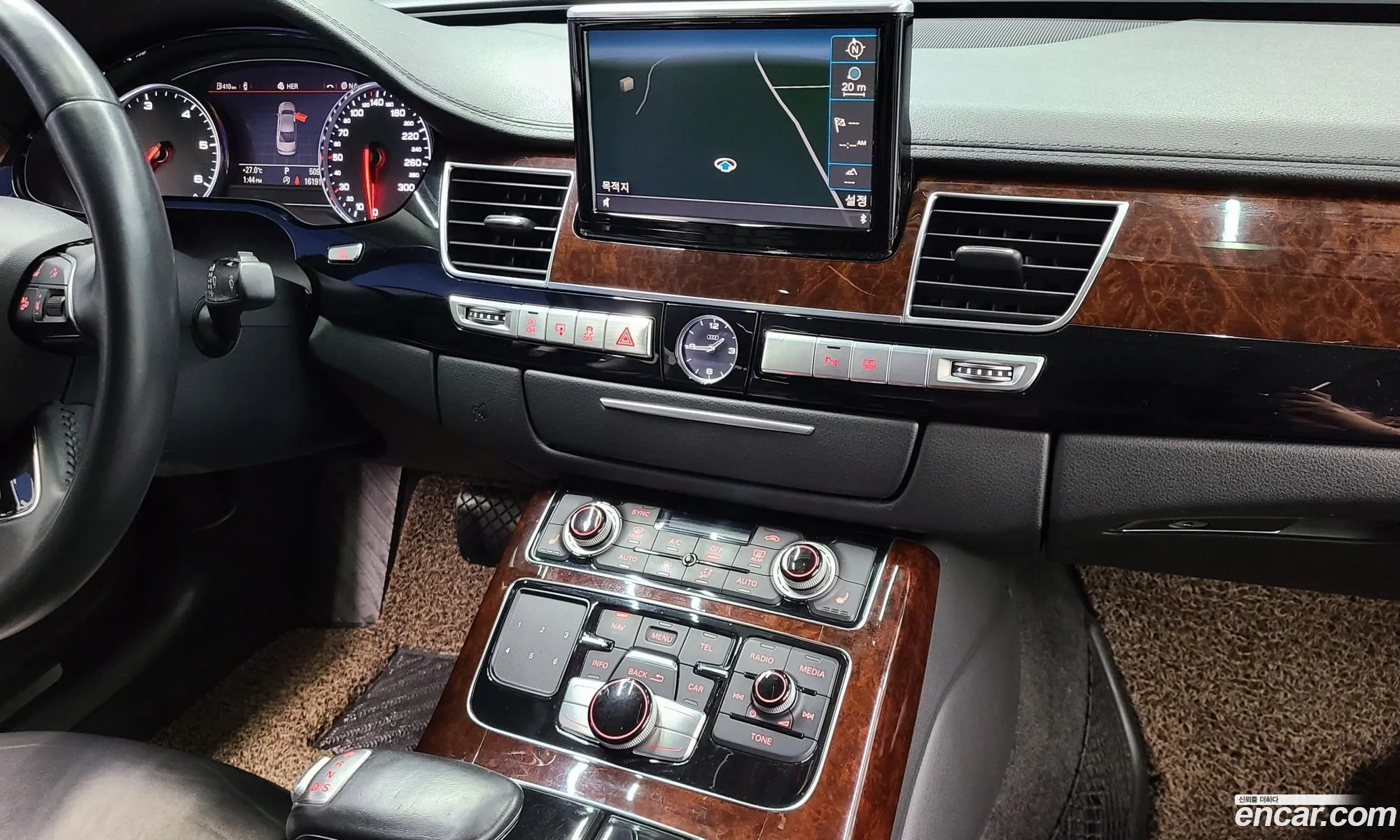 Audi A8 2013 — 6