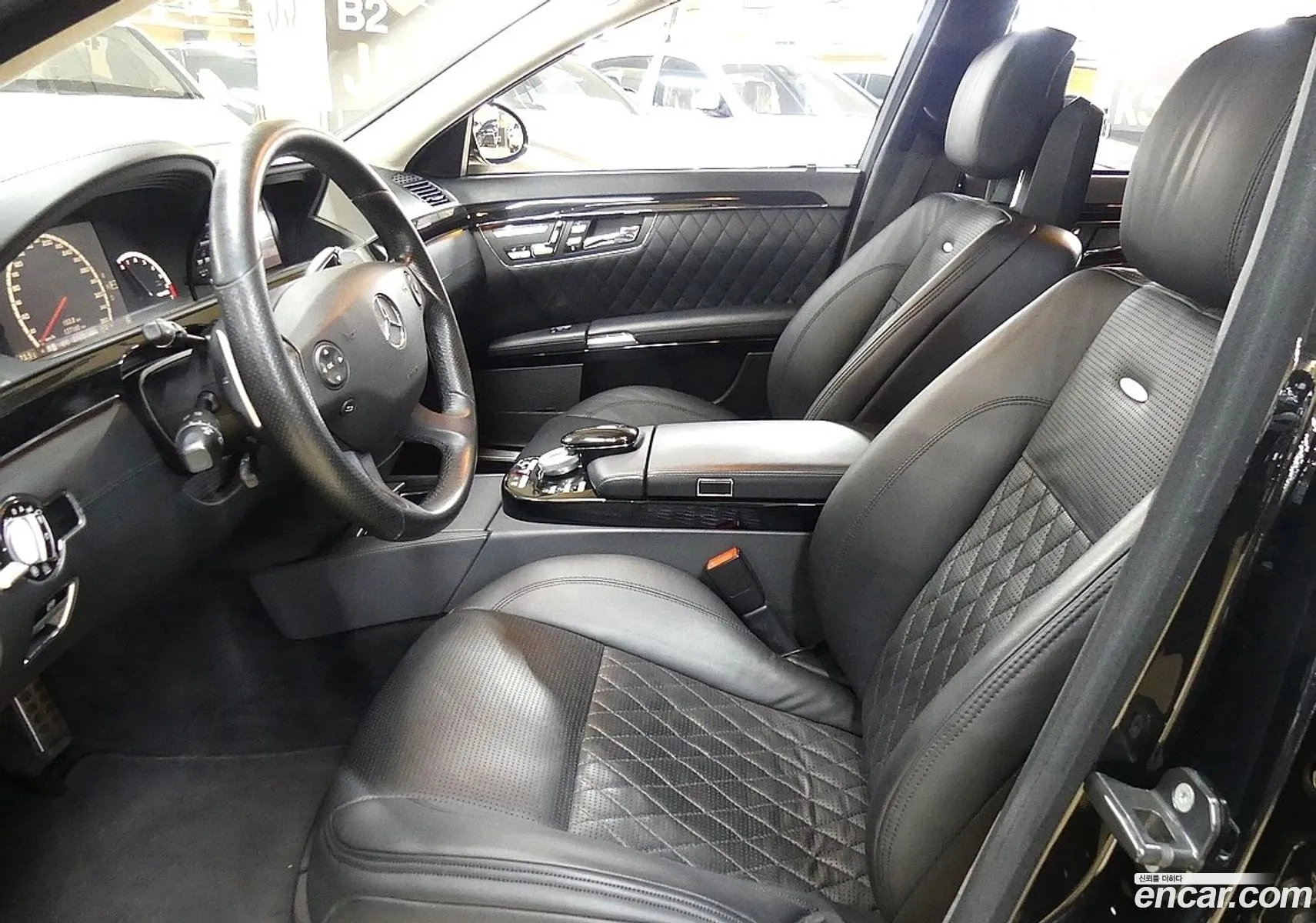 Mercedes-Benz S-Class W221 2008 — 14