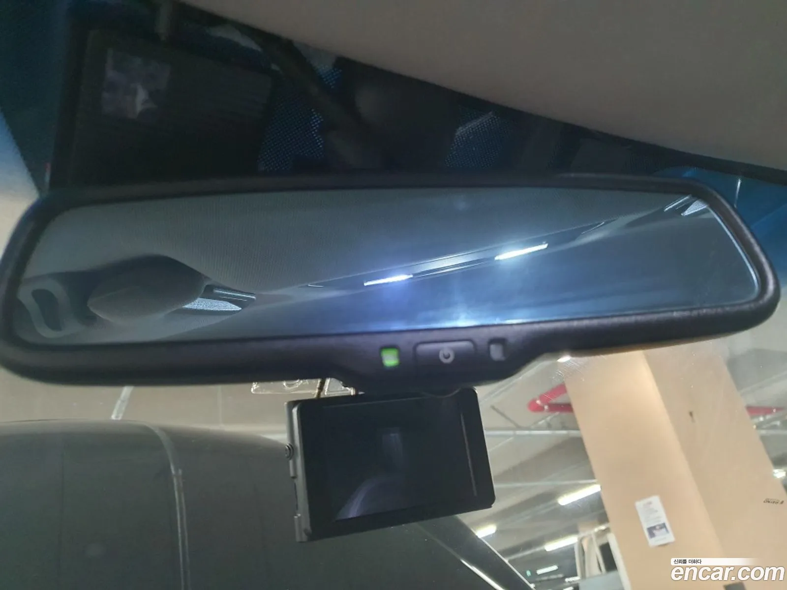 Hyundai The Luxury Grandeur 2010 — 10