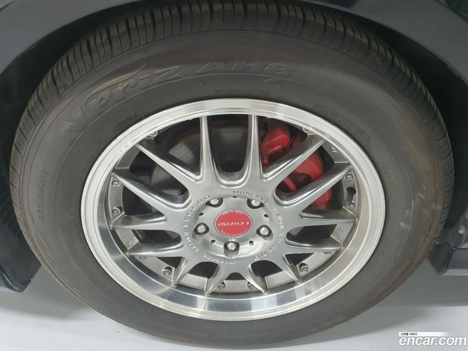 Hyundai The Luxury Grandeur 2010 — 19