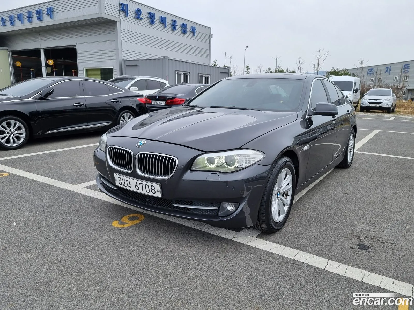 BMW 5 Series 2011 — 3