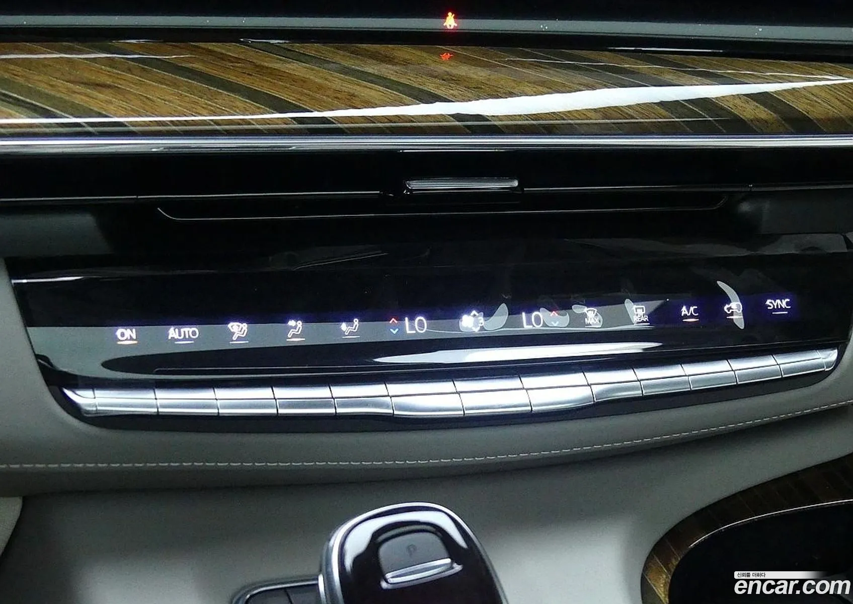 Cadillac Escalade 2022 — 16