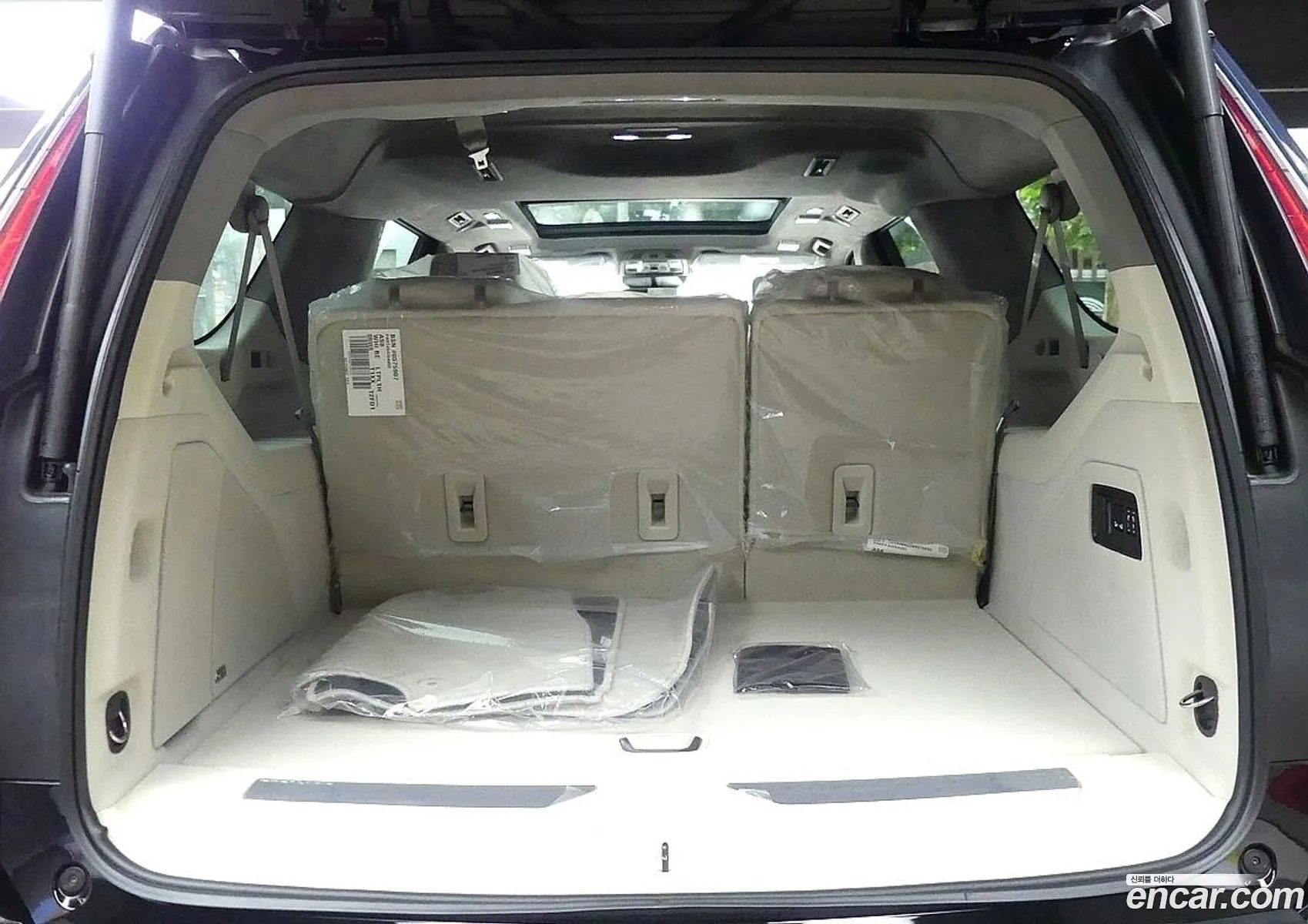 Cadillac Escalade 2022 — 6