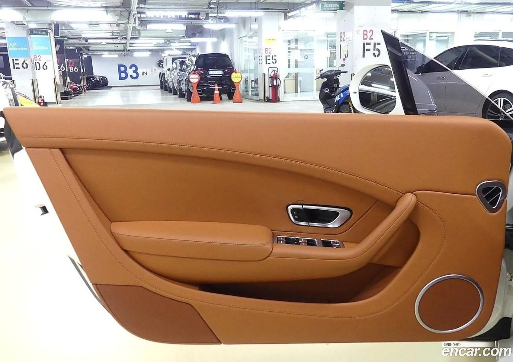 Bentley Continental GT 2014 — 12