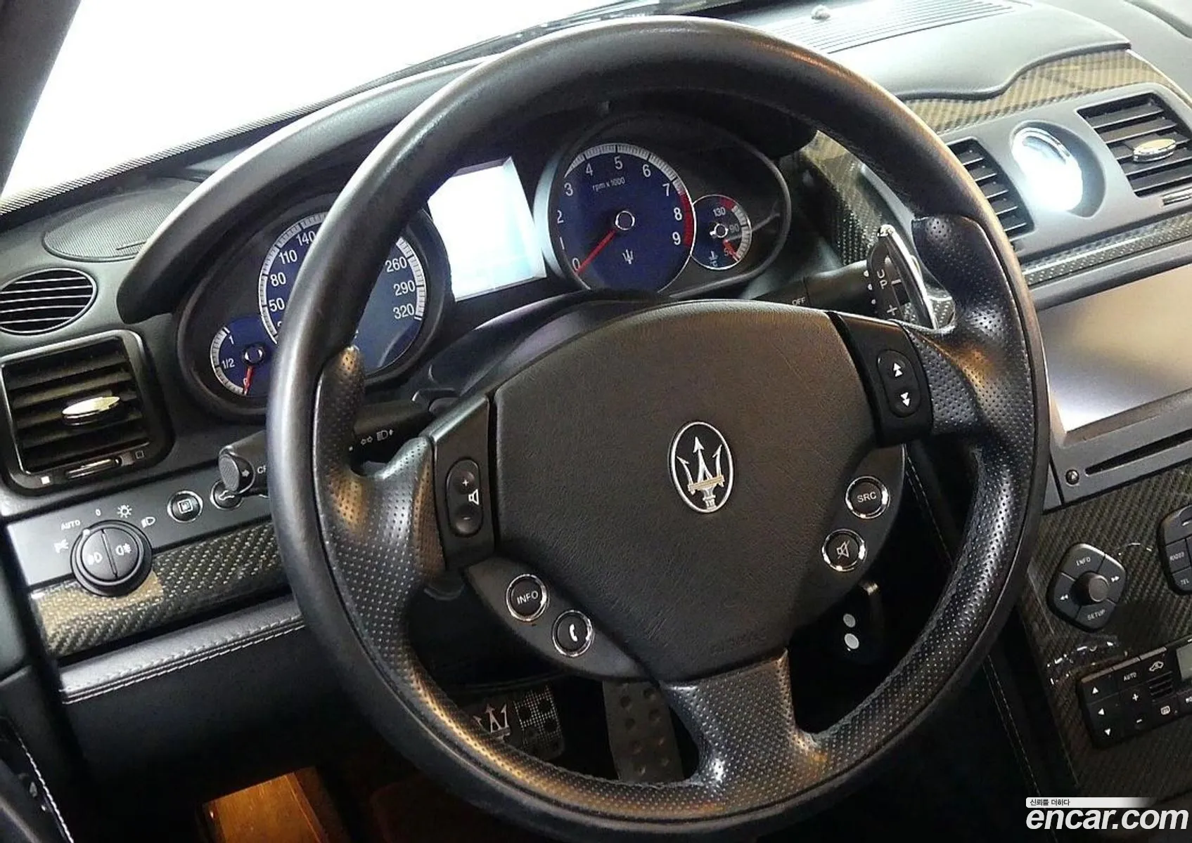Maserati Quattroporte 2008 — 13
