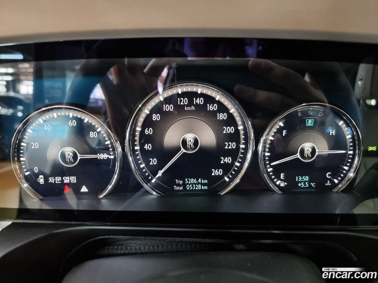 Rolls-Royce Ghost 2021 — 13