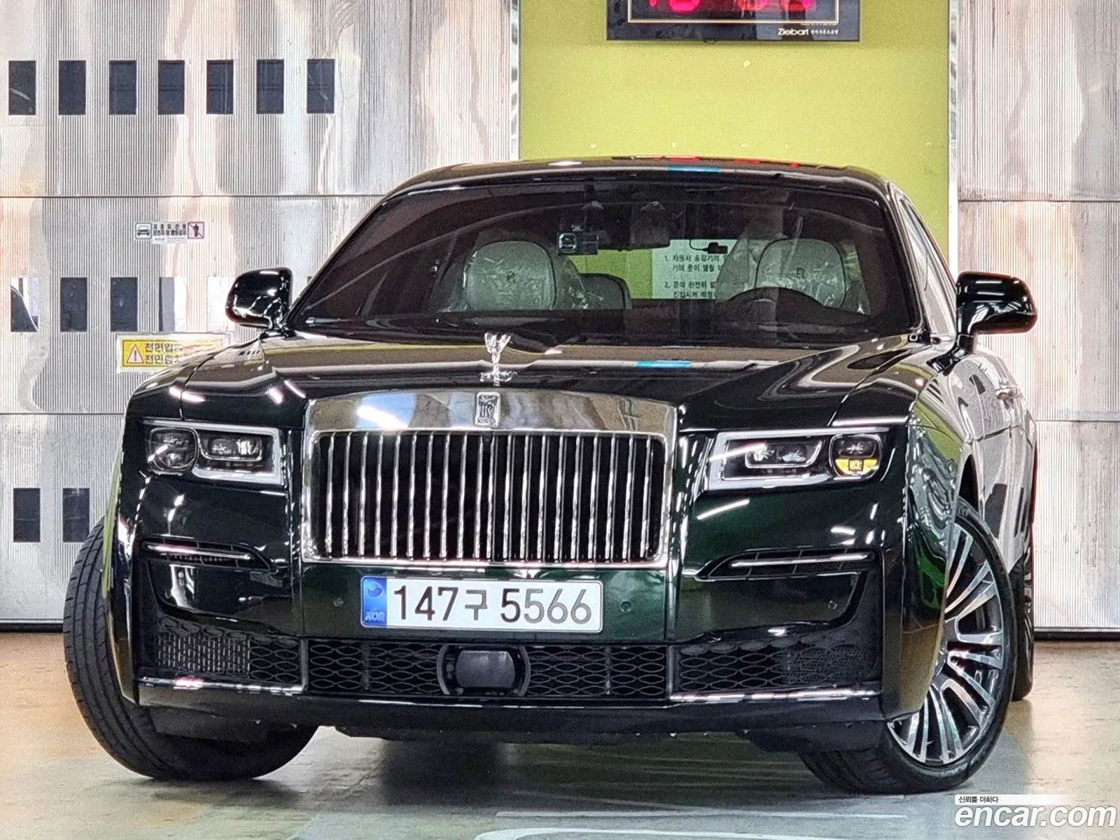 Rolls-Royce Ghost 2021 — 7
