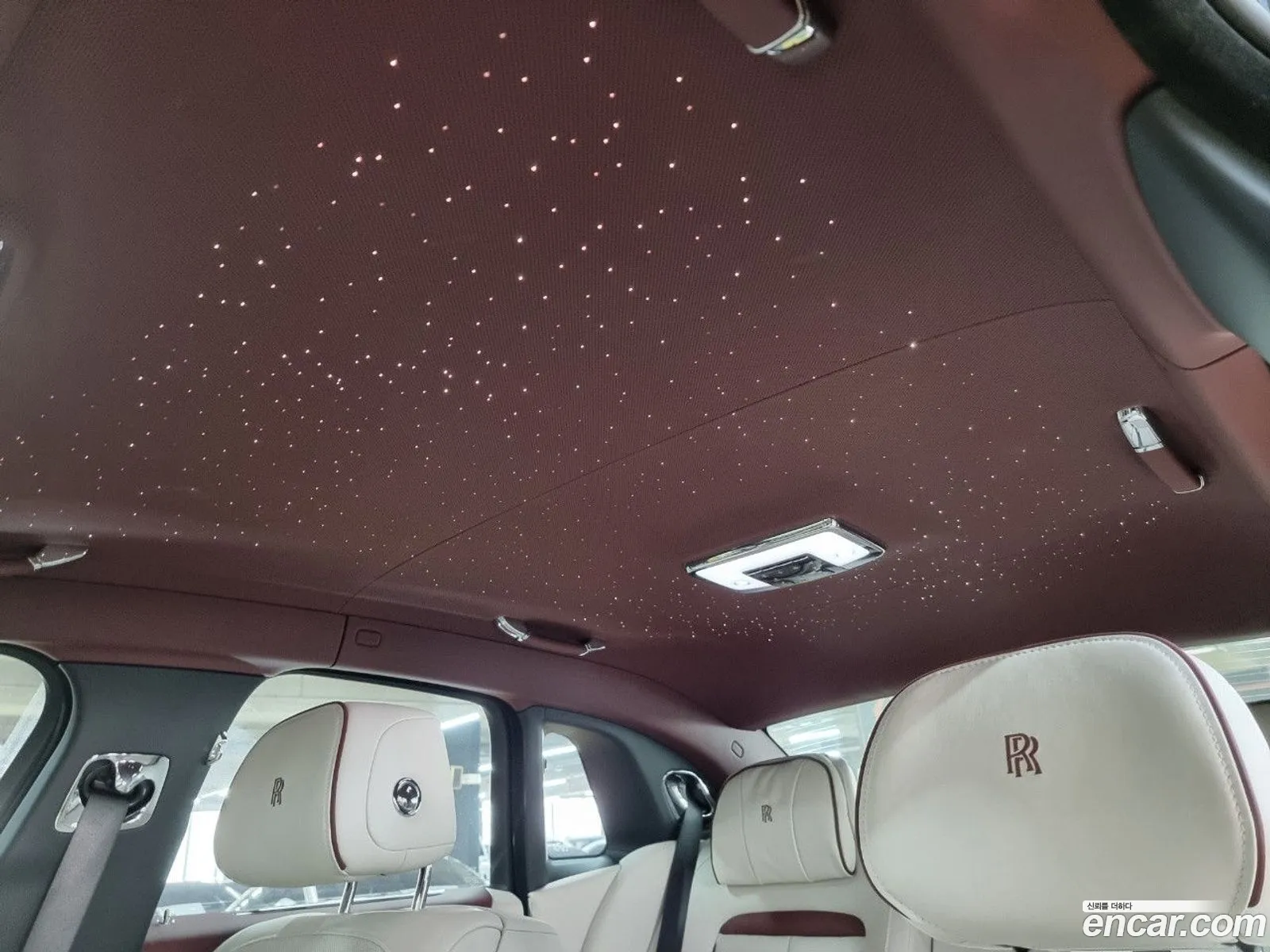 Rolls-Royce Ghost 2021 — 15