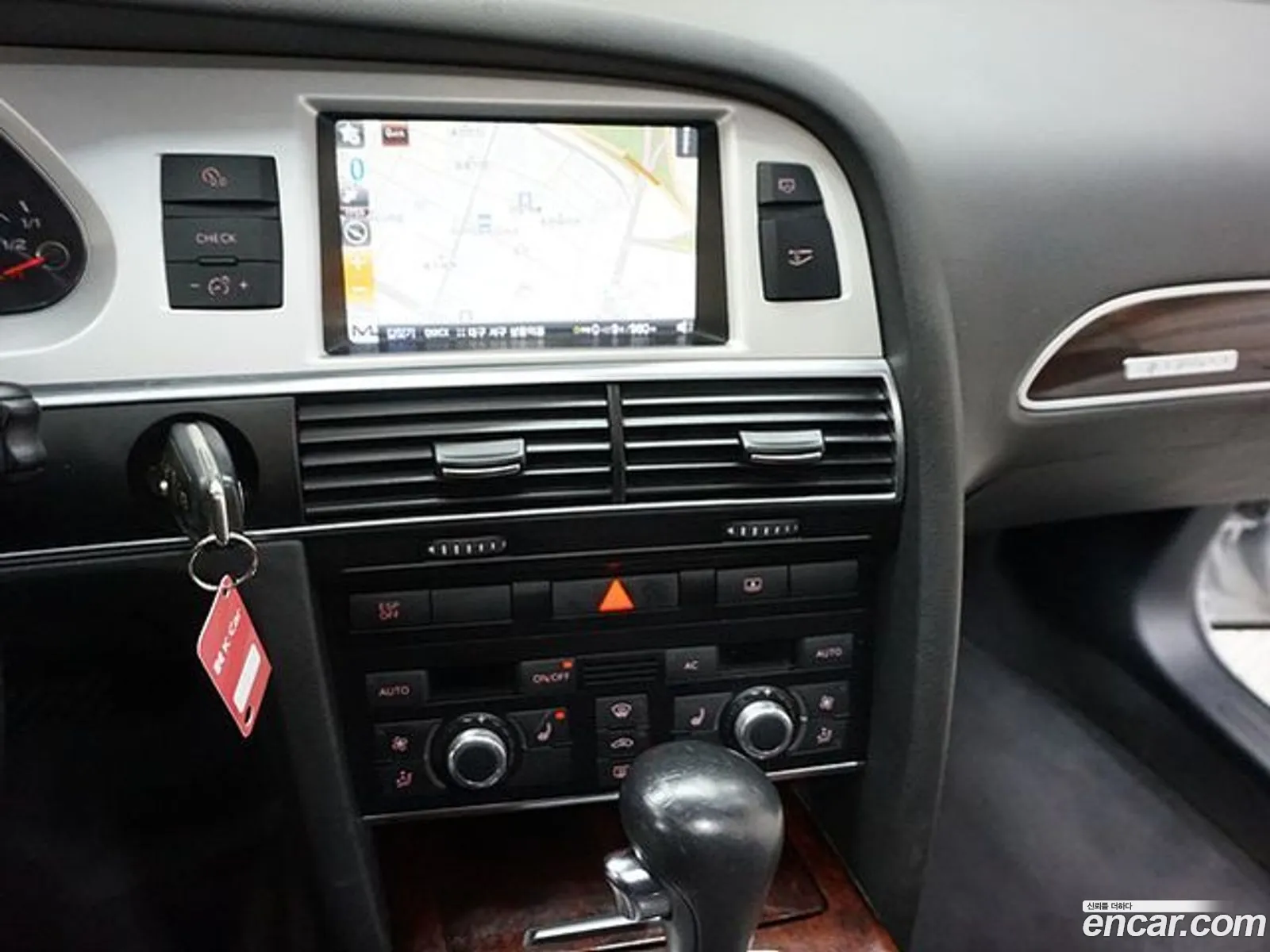 Audi A6 2011 — 6