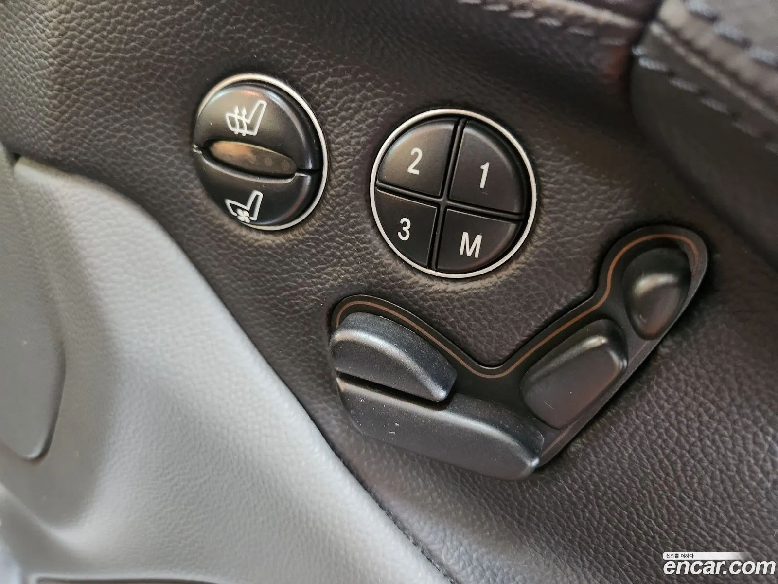 Mercedes-Benz SL-Class 2002 — 14