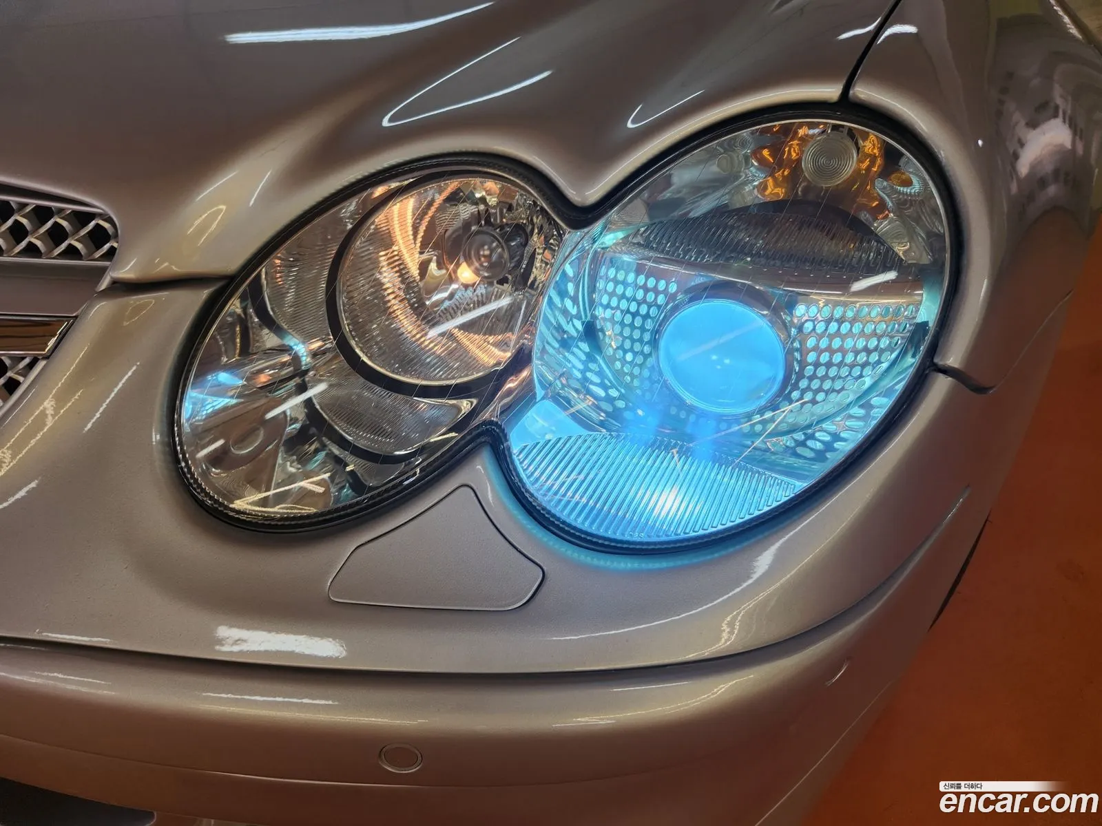 Mercedes-Benz SL-Class 2002 — 7