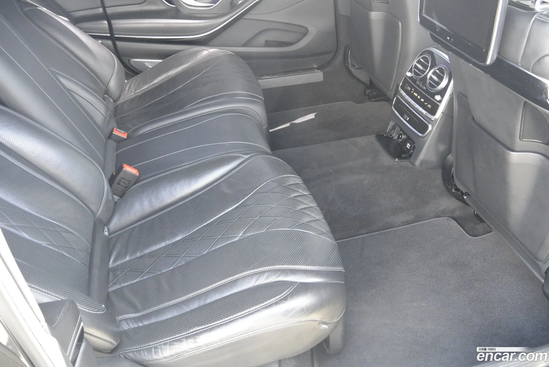 Mercedes-Benz S-Class W222 2016 — 13