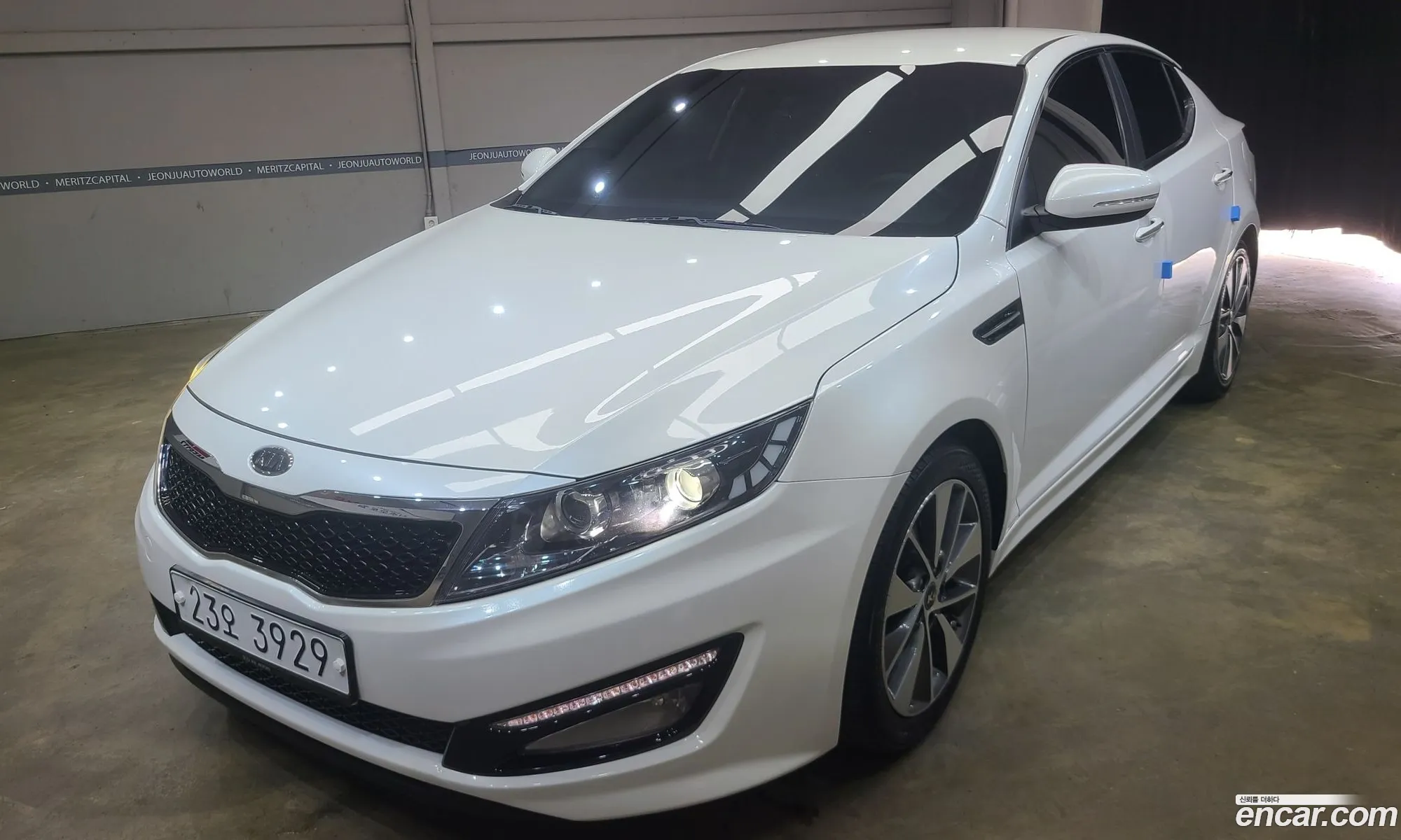 Kia K5 2010 — 16