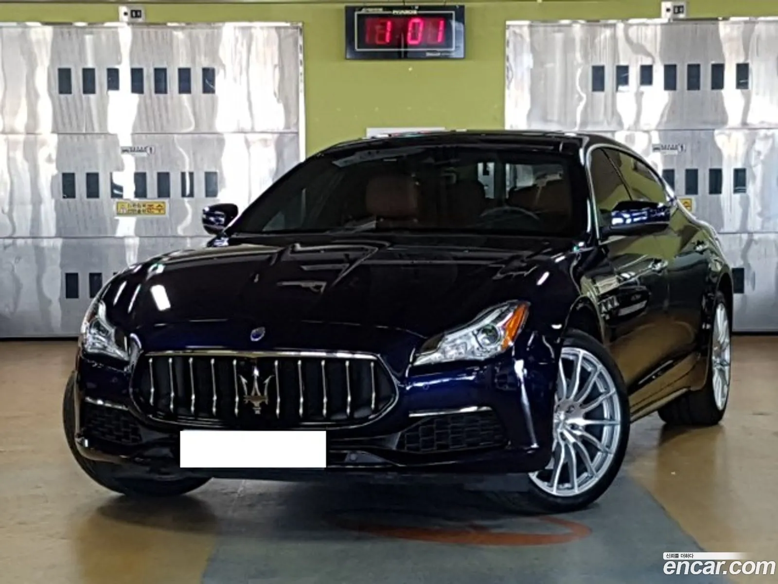 Maserati Quattroporte 2016 — 17
