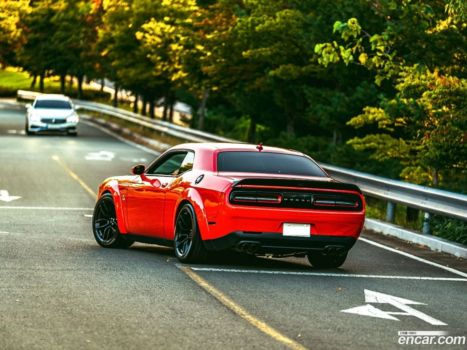 Dodge Challenger 2020 — 15