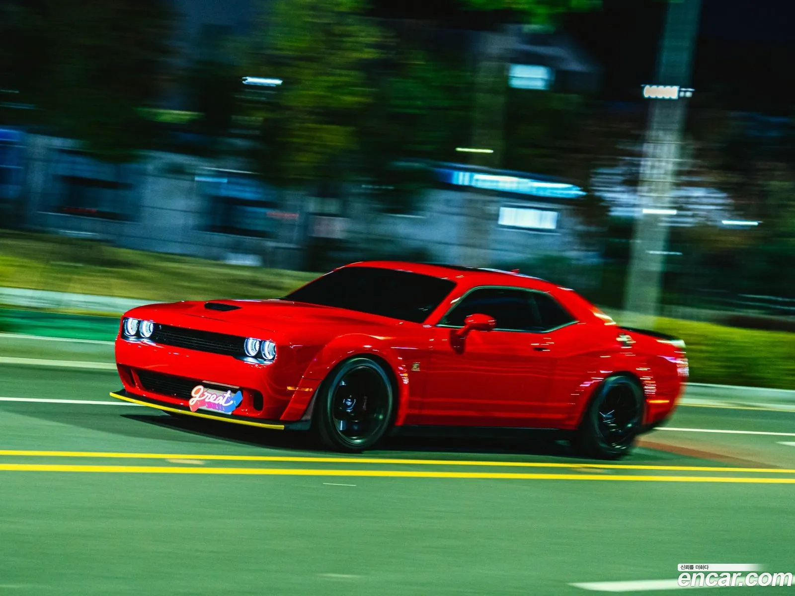 Dodge Challenger 2020 — 20