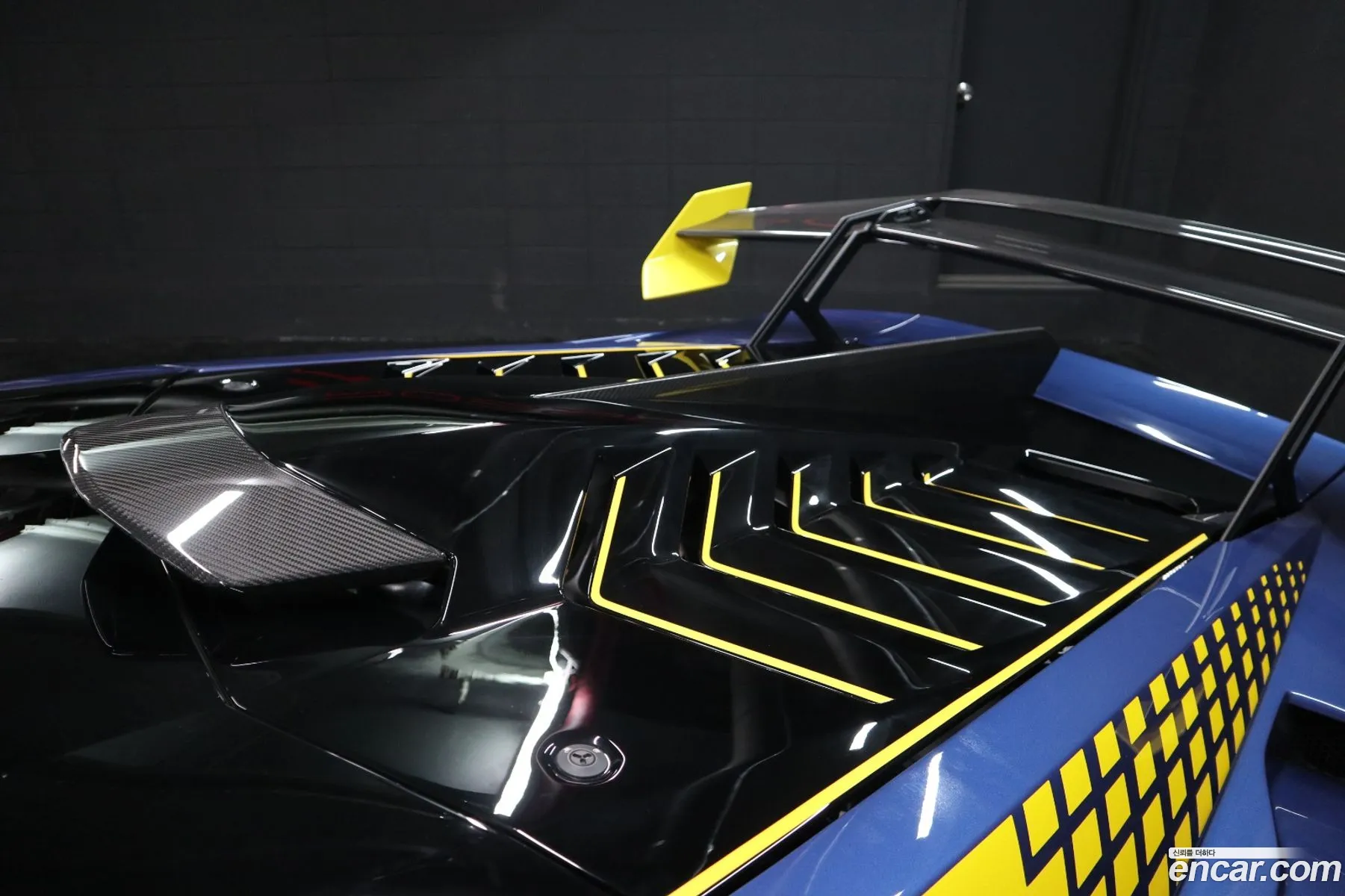Lamborghini Huracan 2022 — 17