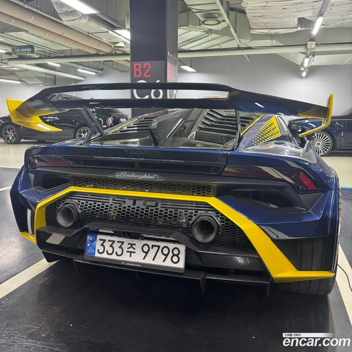 Lamborghini Huracan 2022 — 12