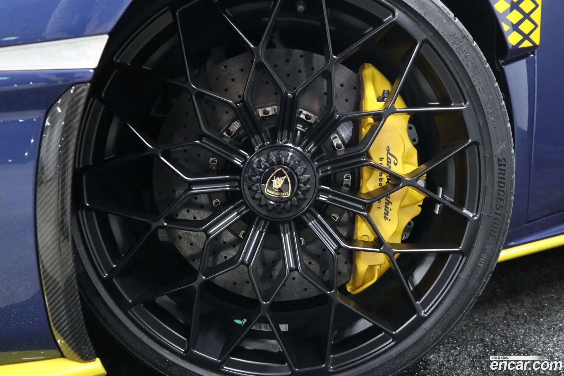 Lamborghini Huracan 2022 — 15
