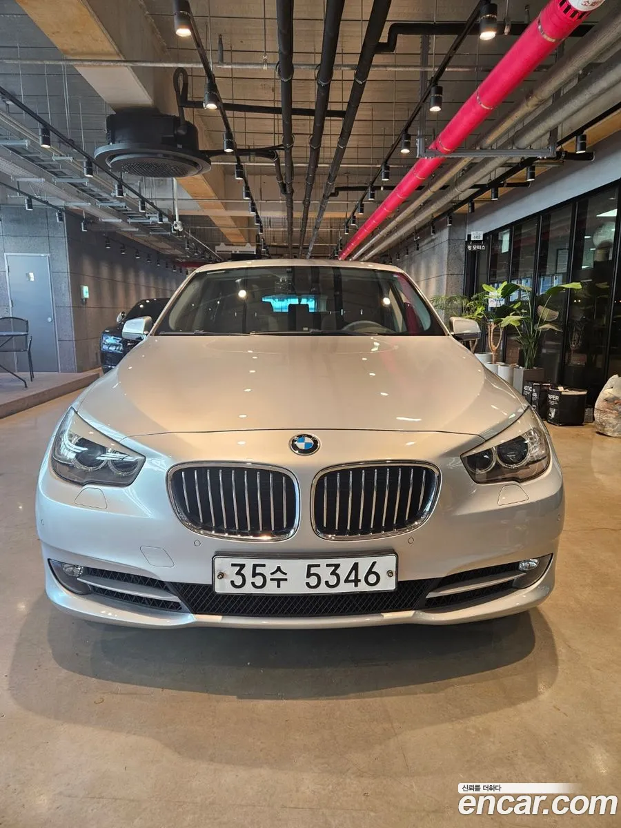 BMW 5 Series GT 2010 — 12