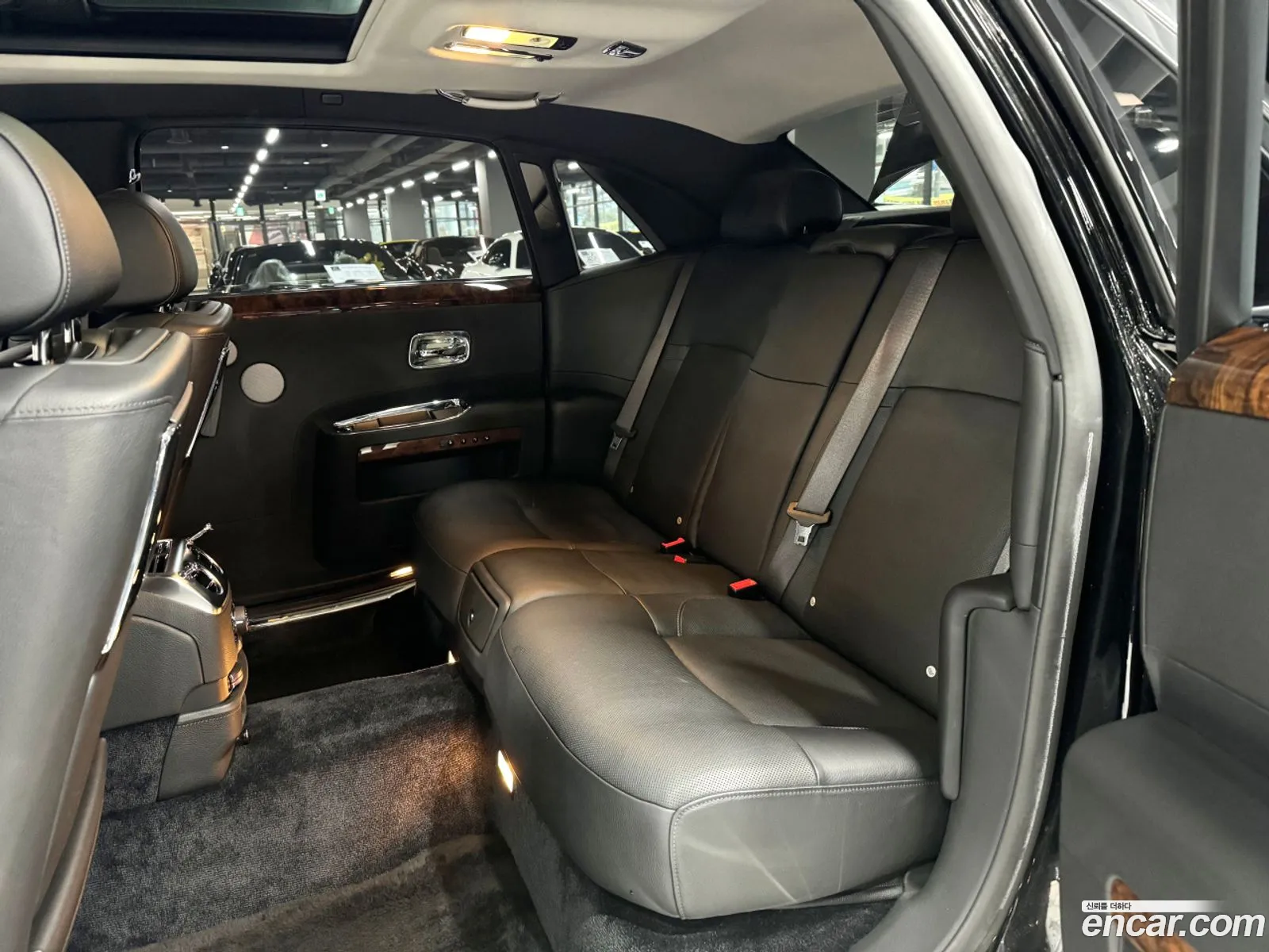 Rolls-Royce Ghost 2013 — 14