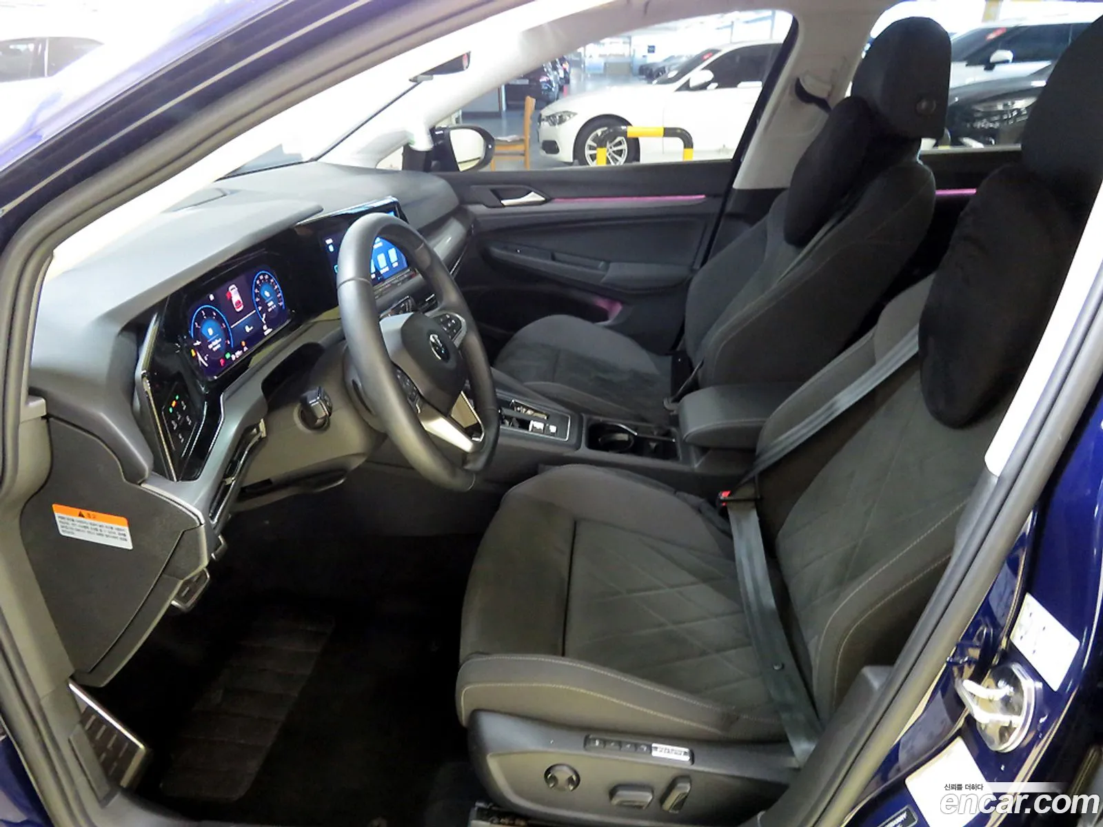 Volkswagen Golf 8th Gen 2022 — 6