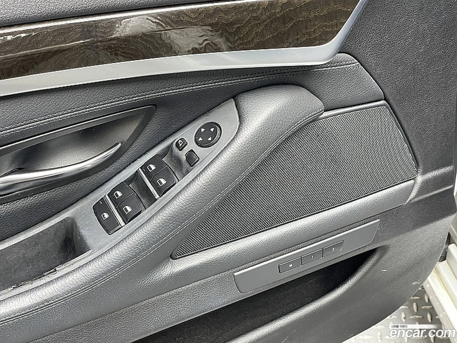 BMW 5 Series 2010 — 7
