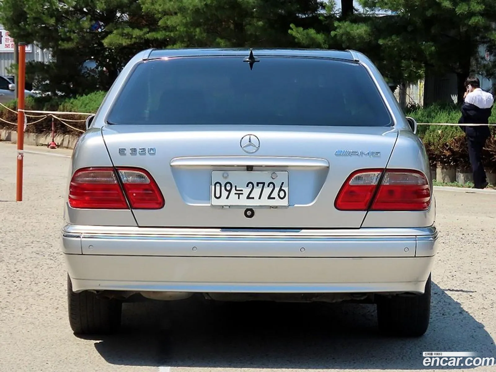 Mercedes-Benz E-Class W210 2001 — 20