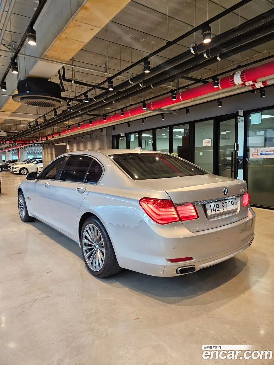 BMW 7 Series 2012 — 9