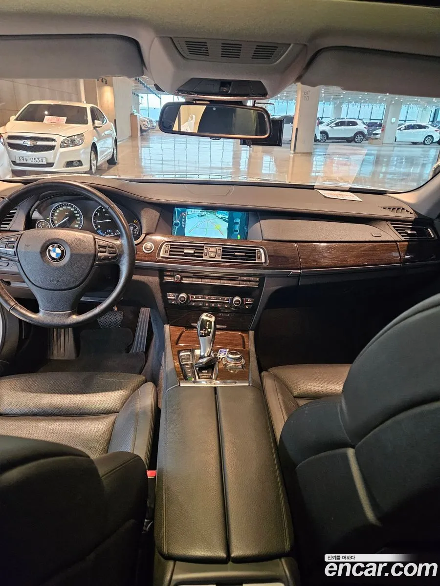 BMW 7 Series 2012 — 13