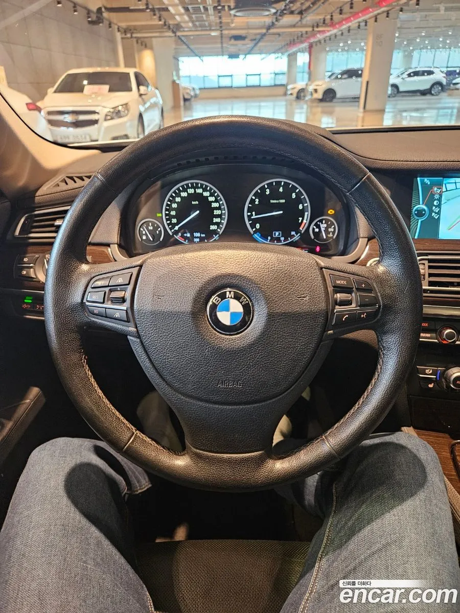 BMW 7 Series 2012 — 11