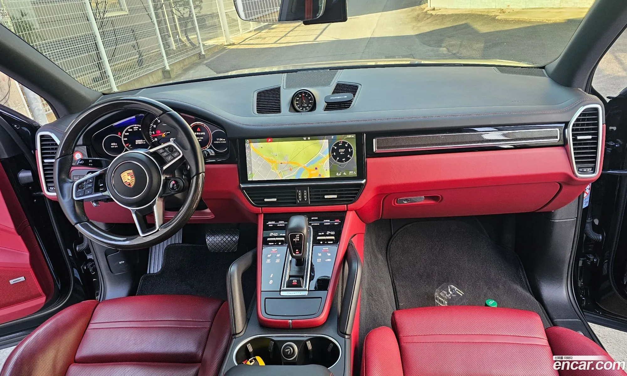 Porsche Cayenne 2019 — 17