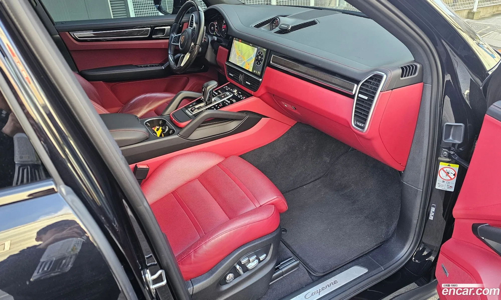 Porsche Cayenne 2019 — 19