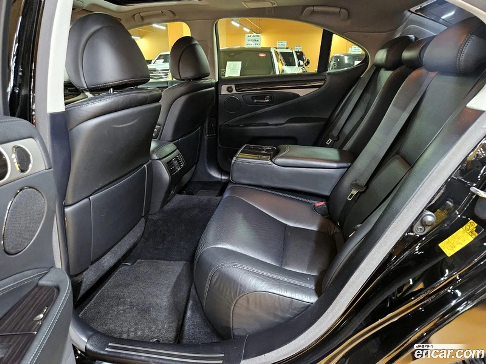 Lexus LS460 2014 — 4